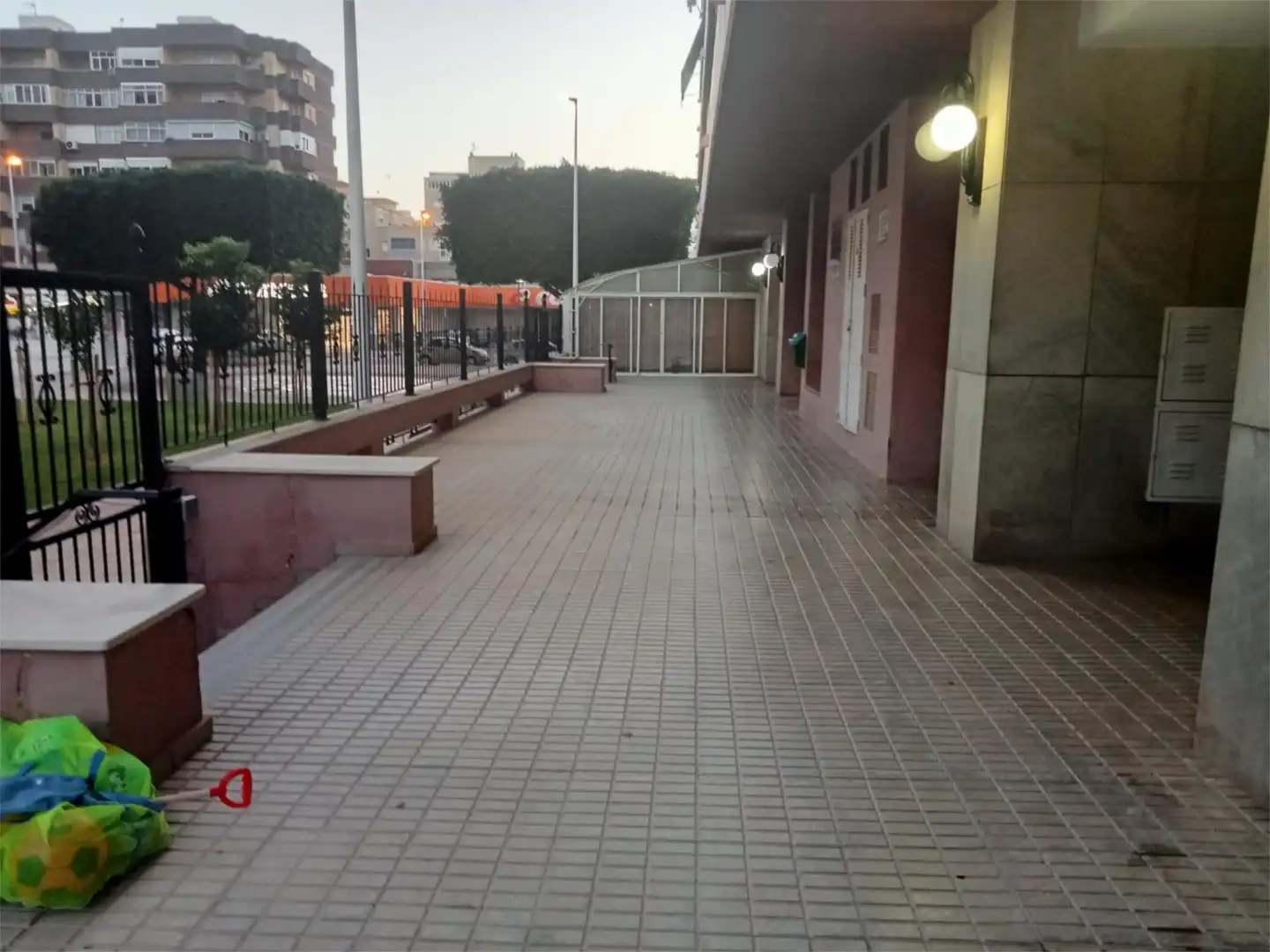 Flat for sale in Plaça Enric Valor, 3, Sant Antoni Exterior view of Flat for sale in Cullera with Air Conditioner, Heating and Terrace