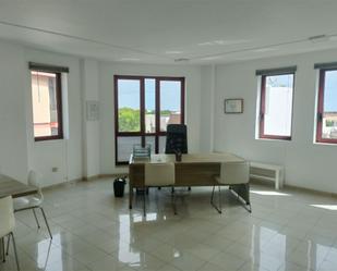 Office to rent in Telde