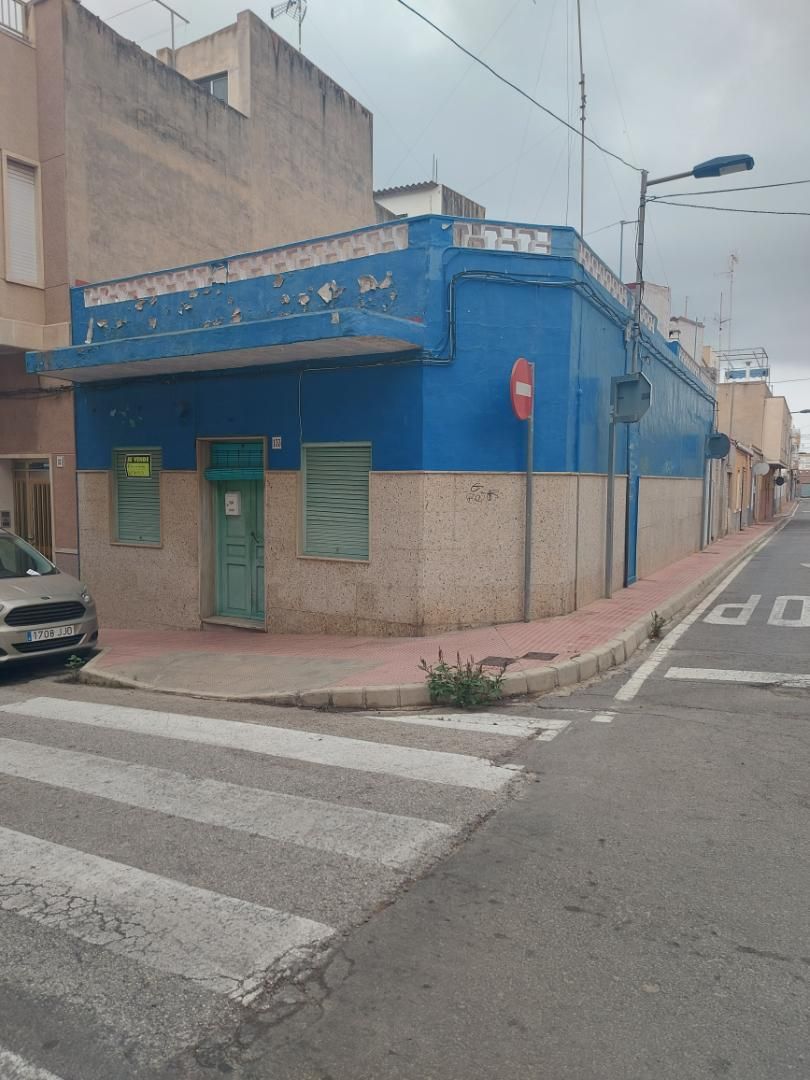 Vista exterior de Planta baixa en venda en Santa Pola amb Terrassa