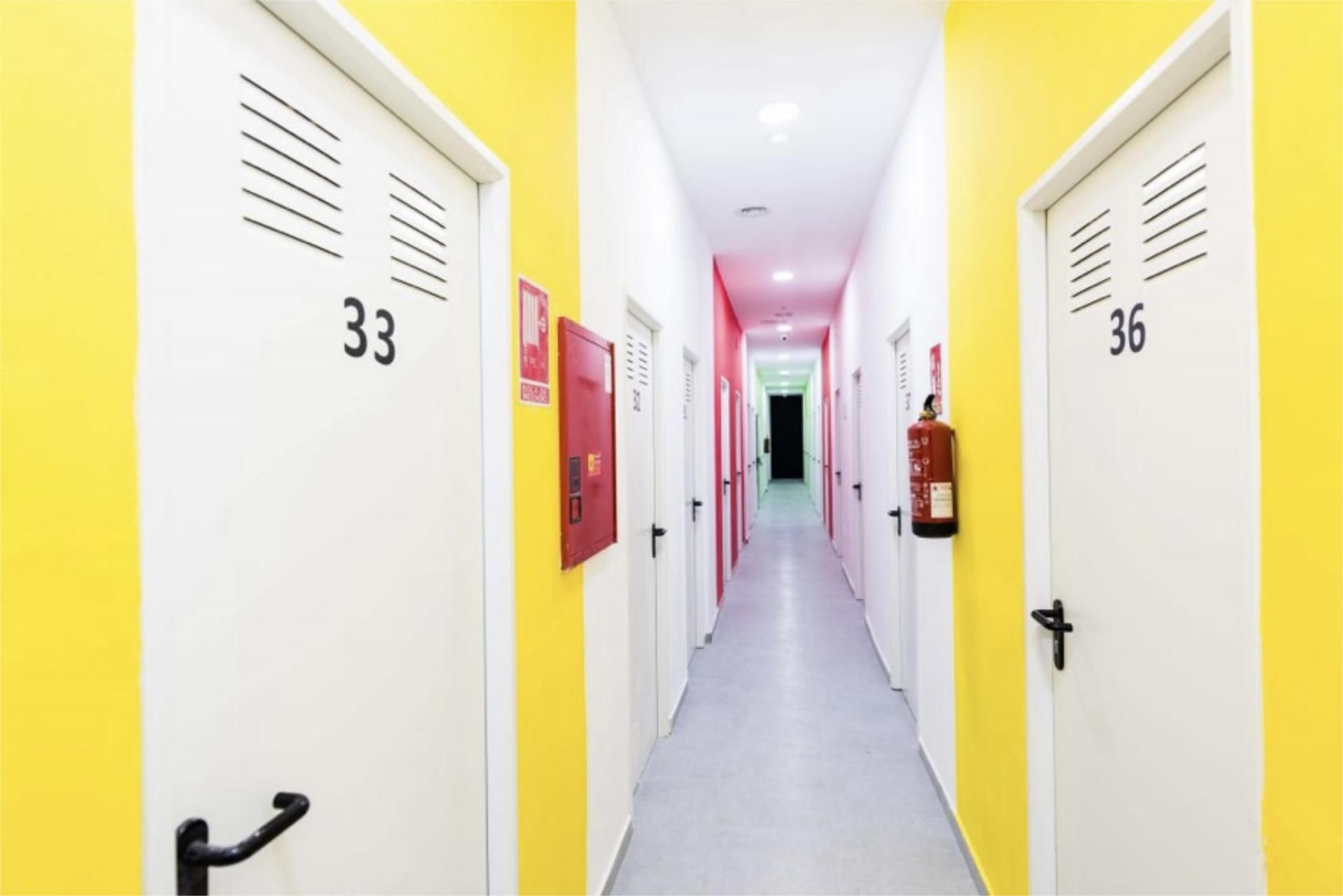 Box room to rent in Calle Valladolid, 15, Parque Mayor