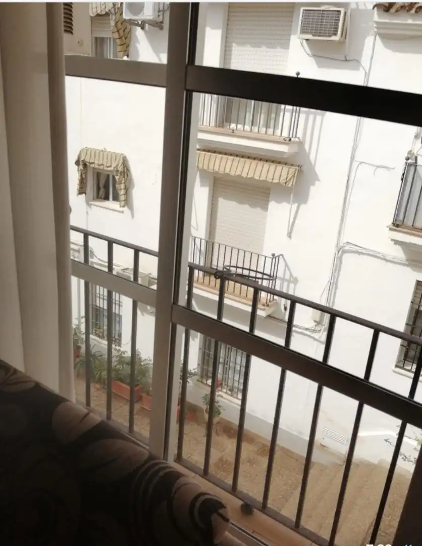 Pis en venda a Calle la Marquesa, 19, Écija Dormitori de Pis en venda en Écija amb Aire condicionat, Terrassa i Traster