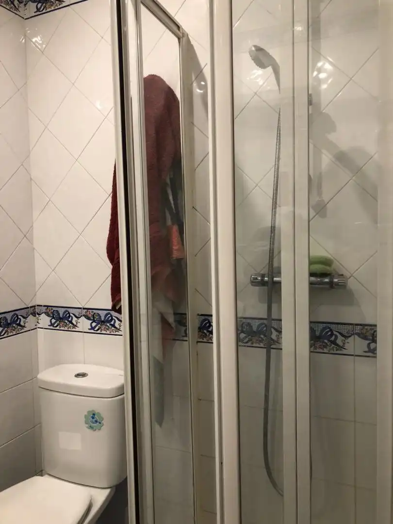 Bany de Pis en venda en Miranda de Ebro amb Calefacció, Parquet i Terrassa