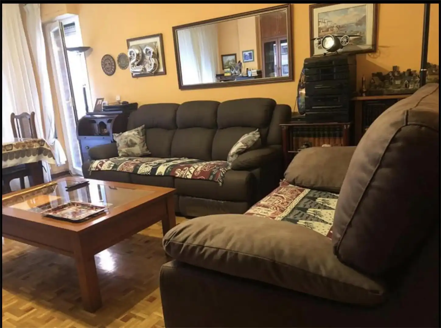 Sala d'estar de Pis en venda en Miranda de Ebro amb Calefacció, Parquet i Terrassa