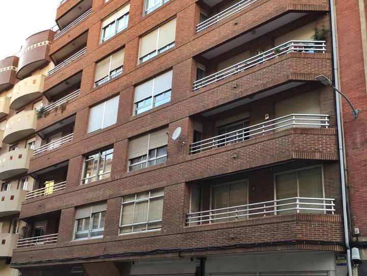 Flat for sale in Calle Alfonso VI, 71, Centro, Burgos - image 1 Photo 1 of Flat for sale in Calle Alfonso VI, 71, Centro, Burgos