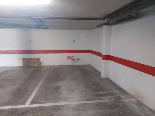 Garaje en Venta en Calle Fuensanta, 9 en San Benito - Patiño