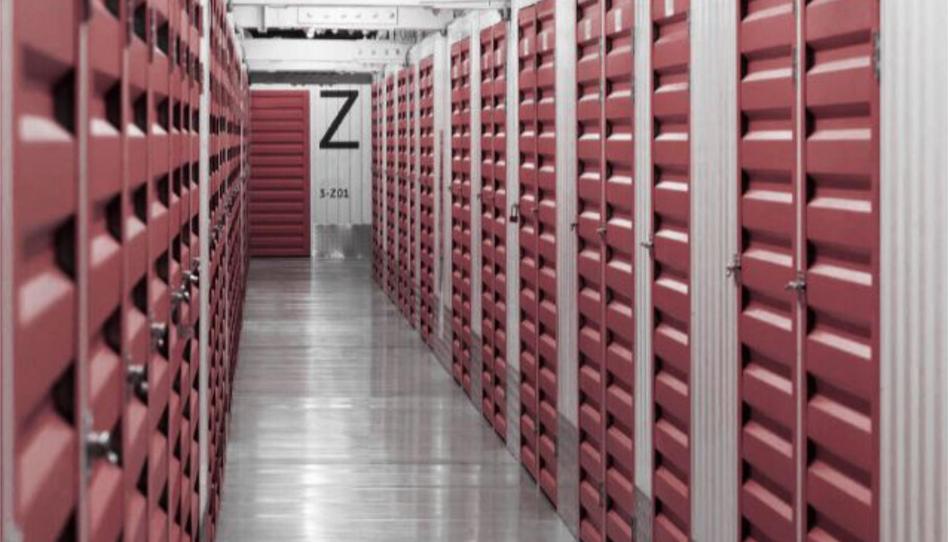 Box room to rent in Calle Valentín Llaguno, 30, San Isidro, Madrid - image 1 Photo 1 of Box room to rent in Calle Valentín Llaguno, 30, San Isidro, Madrid