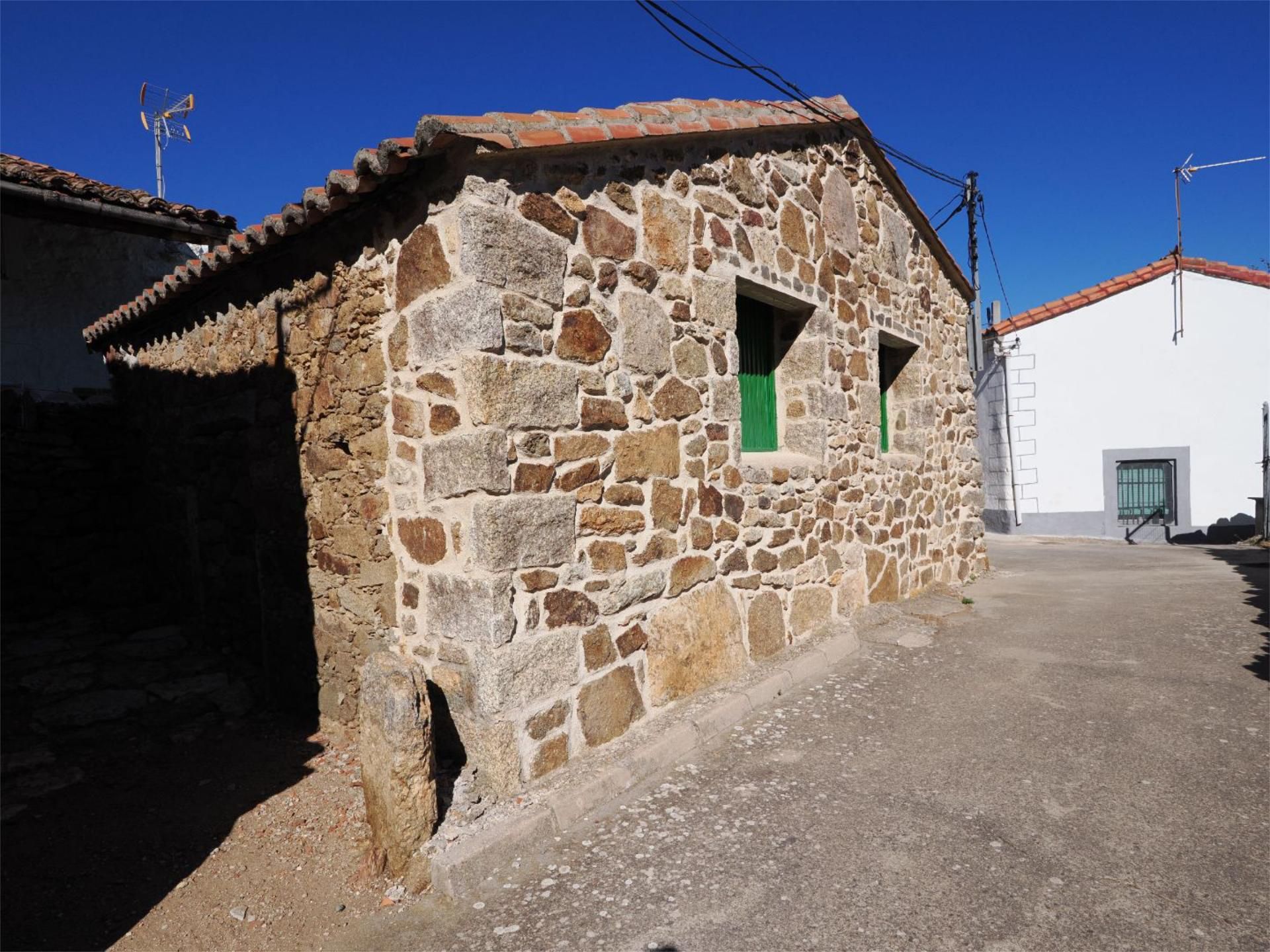 Exterior view of Box room for sale in San Lorenzo de Tormes
