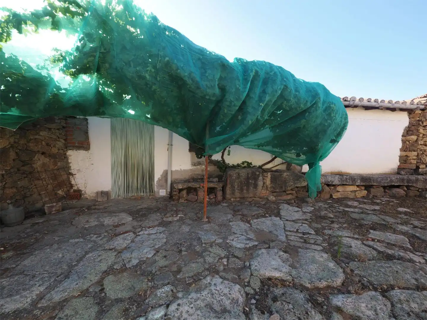 Casa adosada en venta en Calle Peral, San Lorenzo de Tormes Vista exterior de Casa adosada en venta en San Lorenzo de Tormes con Trastero y Amueblado
