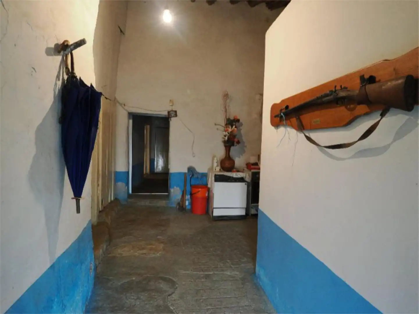 Casa adosada en venta en Calle Peral, San Lorenzo de Tormes Casa adosada en venta en San Lorenzo de Tormes con Trastero y Amueblado