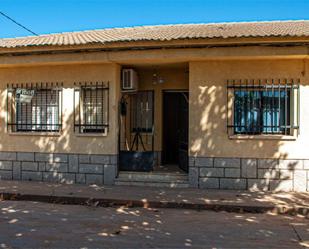 Vista exterior de Casa o xalet en venda en Malpica de Tajo amb Aire condicionat