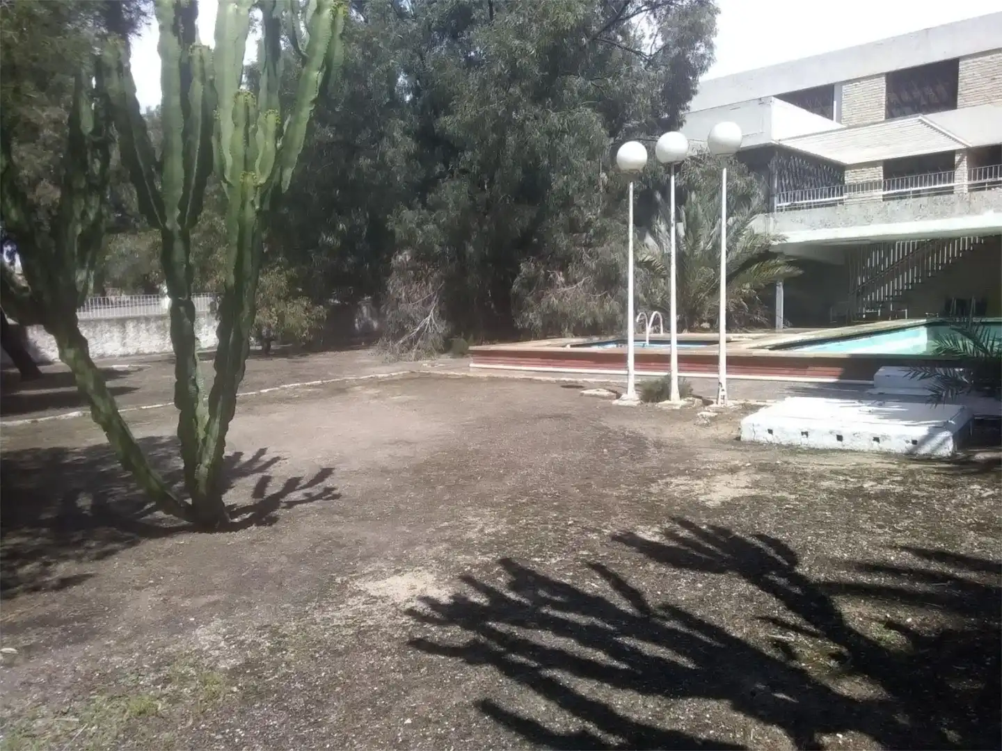Piscina de Casa o xalet en venda en Alicante / Alacant amb Calefacció, Jardí privat i Parquet