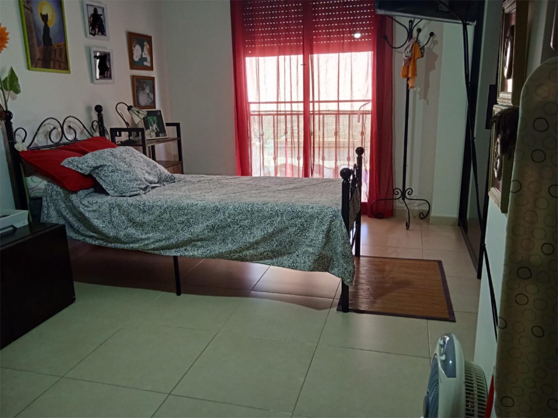Dormitori de Pis en venda en El Pinós / Pinoso amb Aire condicionat i Terrassa