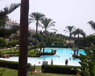 Piscina de Pis de lloguer en Marbella amb Aire condicionat i Piscina