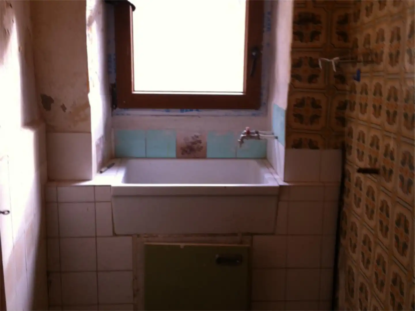 Finca rústica en venta en Travesía Camarasa, 13, Castrojeriz Baño de Finca rústica en venta en Castrojeriz con Calefacción, Jardín privado y Amueblado
