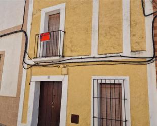 Vista exterior de Casa adosada en venda en Atalaya amb Balcó