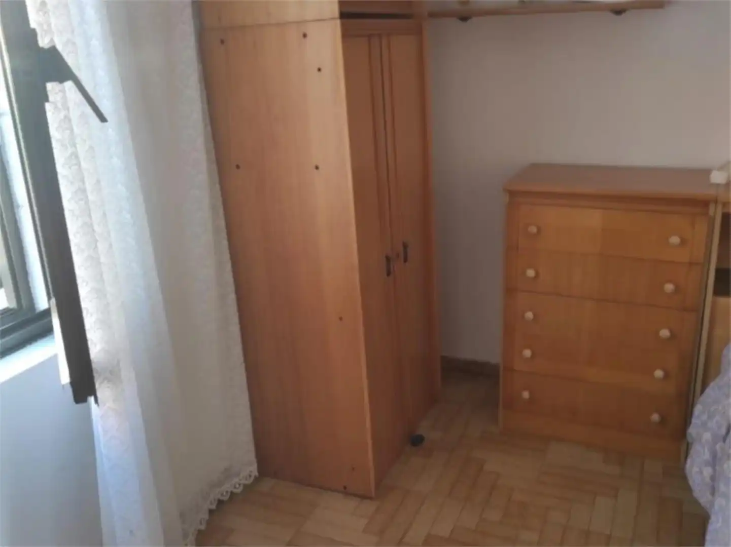 Casa o chalet en venta en Calle Paraguay, 3, Barriada Yagüe Habitación de Casa o chalet en venta en Burgos con Calefacción, Jardín privado y Parquet
