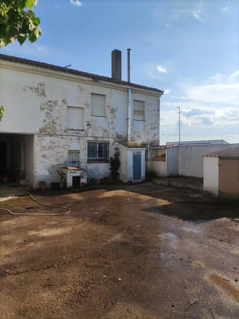 Vista exterior de Casa o xalet en venda en Fresno de la Vega