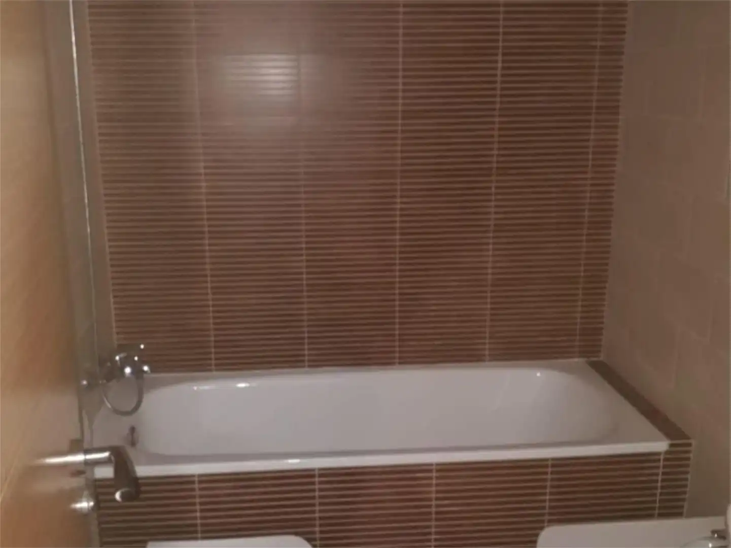 Flat for rent in Calle San Pedro, 38, Centro Bathroom of Flat for rent in Lucena with Air Conditioner, Heating and Furnished