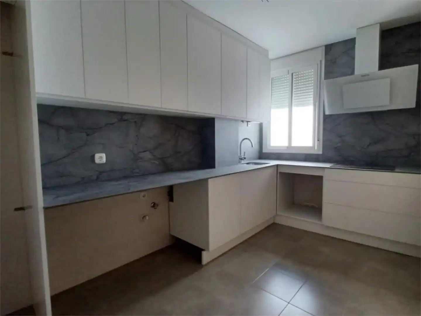 Flat for rent in Calle San Pedro, 38, Centro Kitchen of Flat for rent in Lucena with Air Conditioner, Heating and Furnished