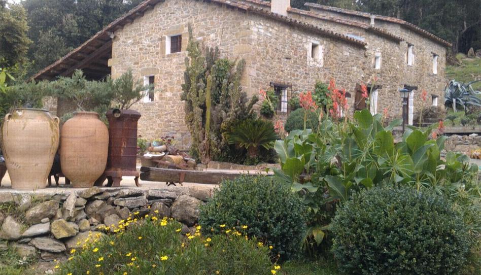 Country house for sale in Sant Aniol de Finestres, Girona - image 1 Photo 1 of Country house for sale in Sant Aniol de Finestres, Girona