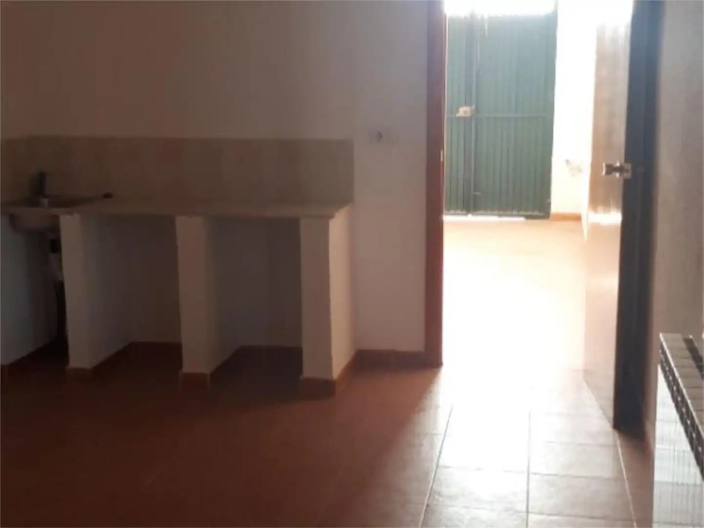 Casa adosada en venta en Castril con Calefacción, Terraza y Balcón