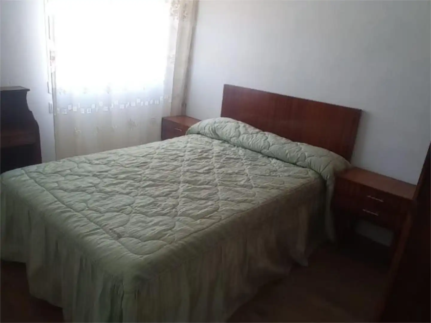 Casa o xalet en venda a Calle San Julián, 54, La Bañeza Dormitori de Casa o xalet en venda en La Bañeza amb Terrassa