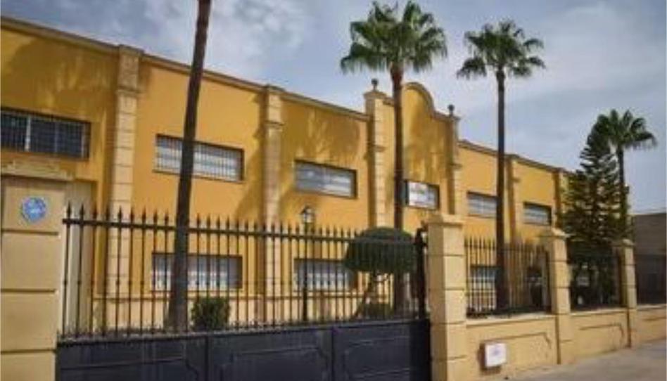 Industrial buildings for sale in Calle Alfareros, 1, Pedanías Norte, Sevilla - image 1 Photo 1 of Industrial buildings for sale in Calle Alfareros, 1, Pedanías Norte, Sevilla