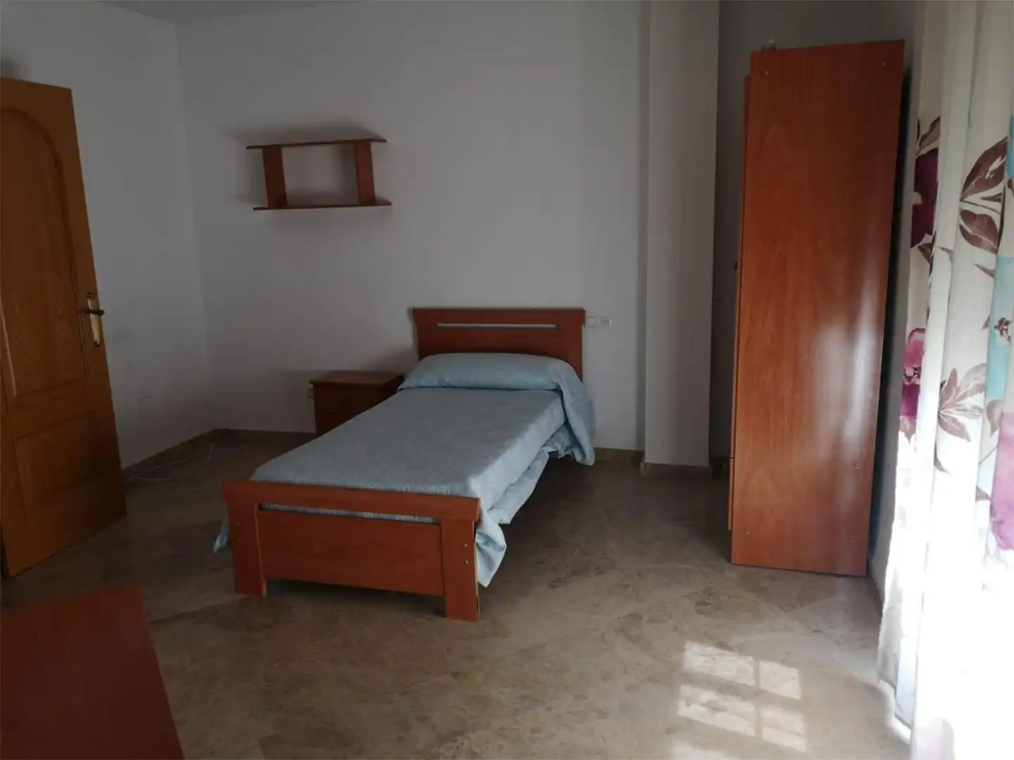 Habitación de Piso en venta en Quesada con Calefacción, Amueblado y Balcón