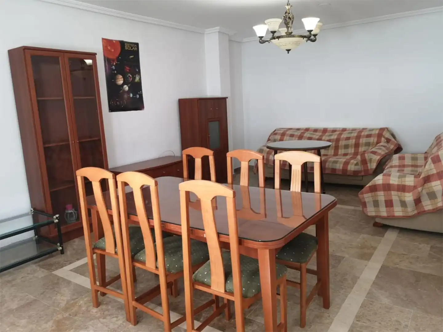 Comedor de Piso en venta en Quesada con Calefacción, Amueblado y Balcón