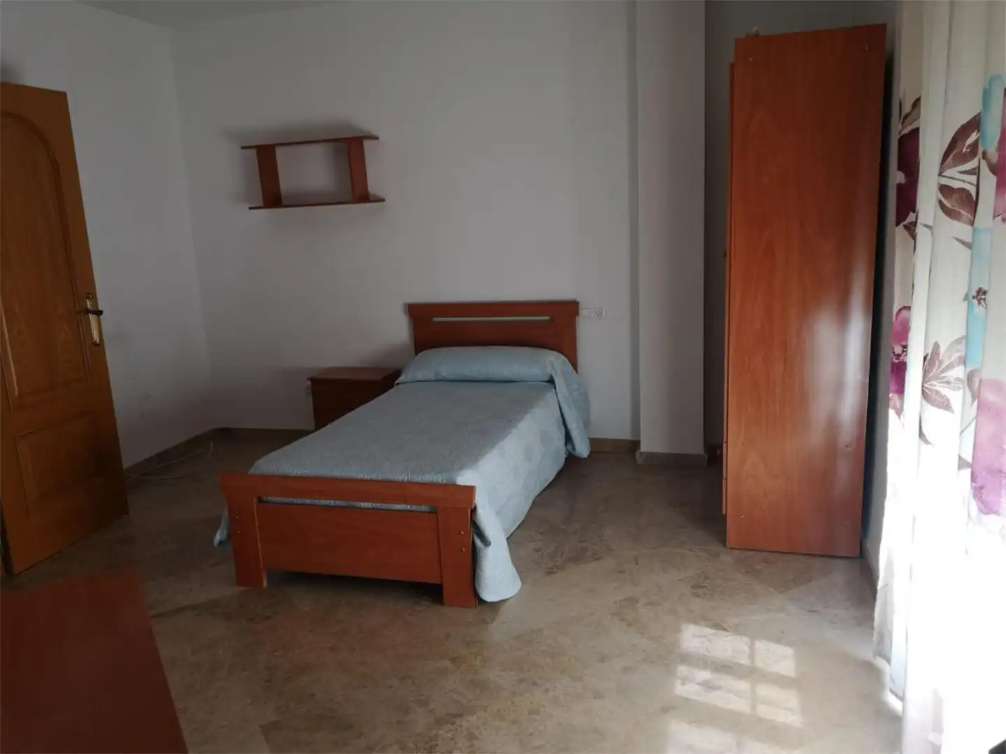 Habitación de Piso en venta en Quesada con Calefacción, Amueblado y Balcón