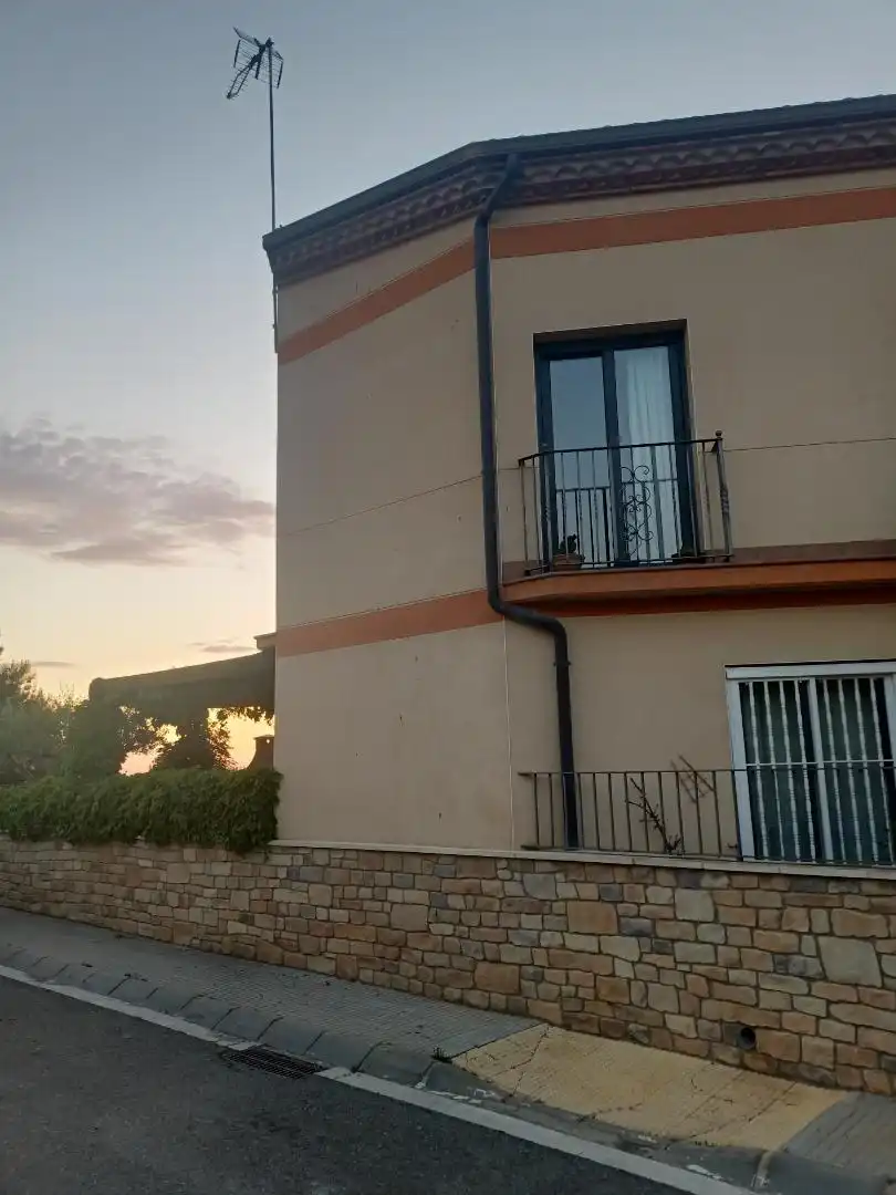 Casa o chalet en venta en Carrer Bonaire, 33, Verdú Vista exterior de Casa o chalet en venta en Verdú con Balcón