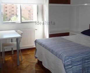 Bedroom of Flat to share in  Madrid Capital  with Air Conditioner, Terrace and Balcony