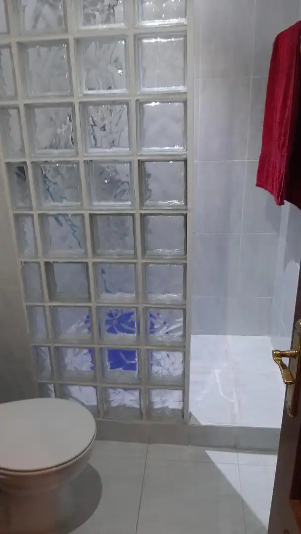 Badezimmer von Wohnung zum Verkauf in Barakaldo 