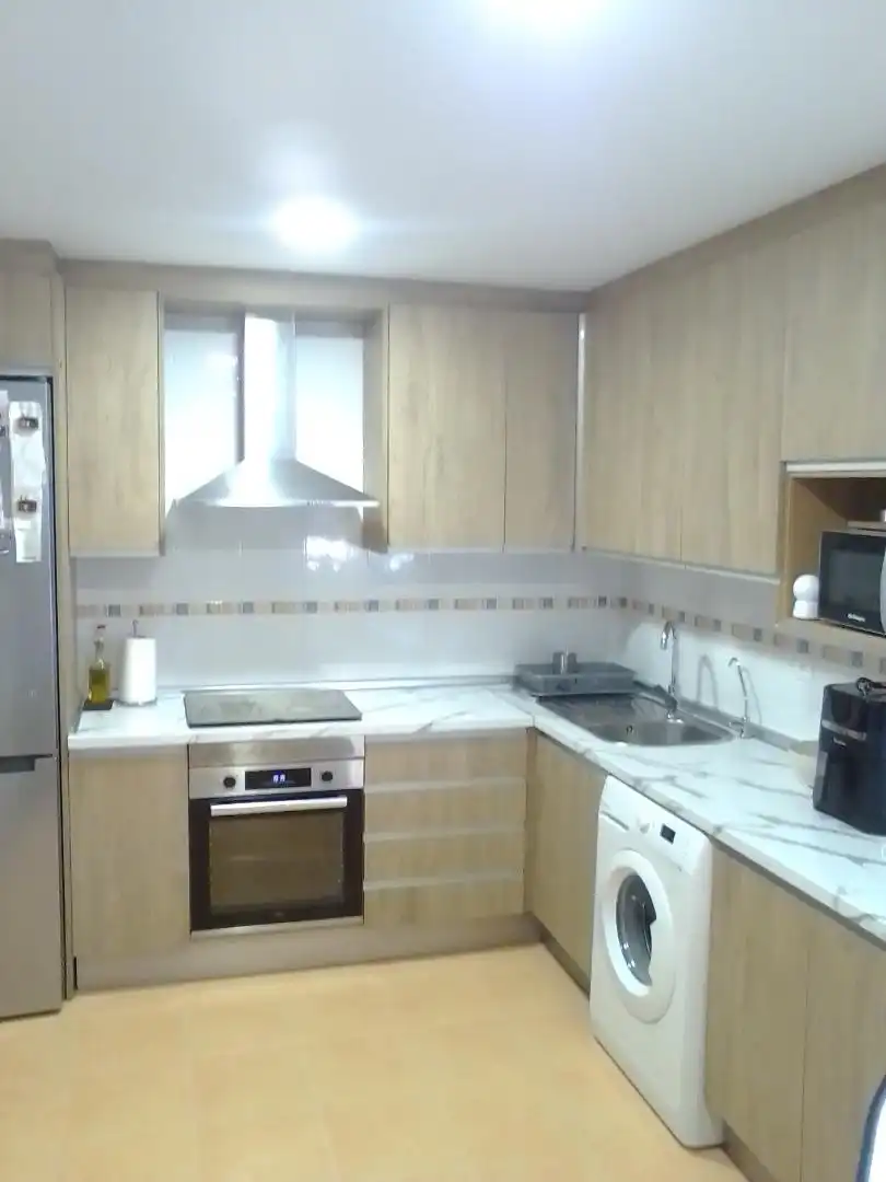 Cocina de Casa adosada para compartir en Belmonte con Calefacción, Trastero y Amueblado