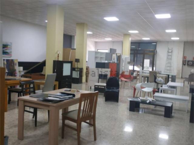 Local comercial en Venta en Carrer de l'Art Major de la Seda, 19D en Centro