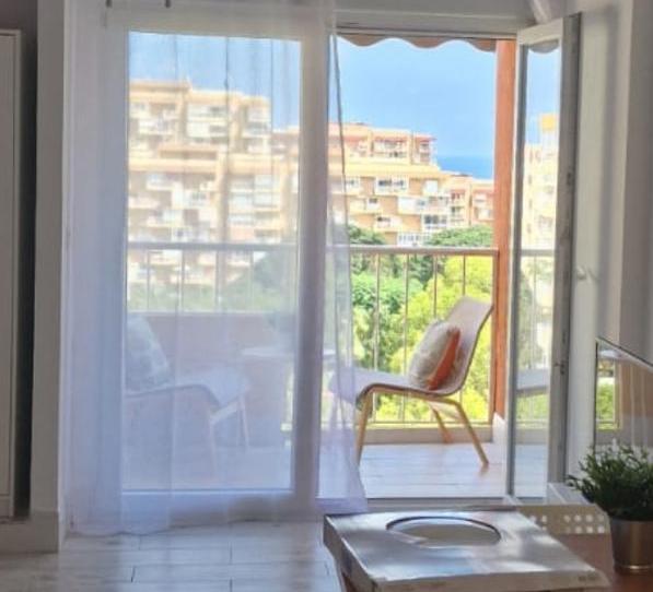 Foto 1 de Estudi de lloguer a Calle Pinar de Calypso, 4, Calahonda, Málaga