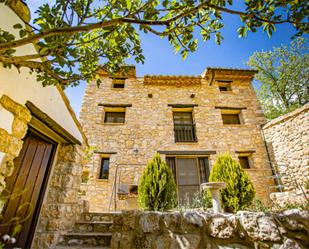 Vista exterior de Casa o xalet en venda en San Agustín amb Calefacció, Terrassa i Traster