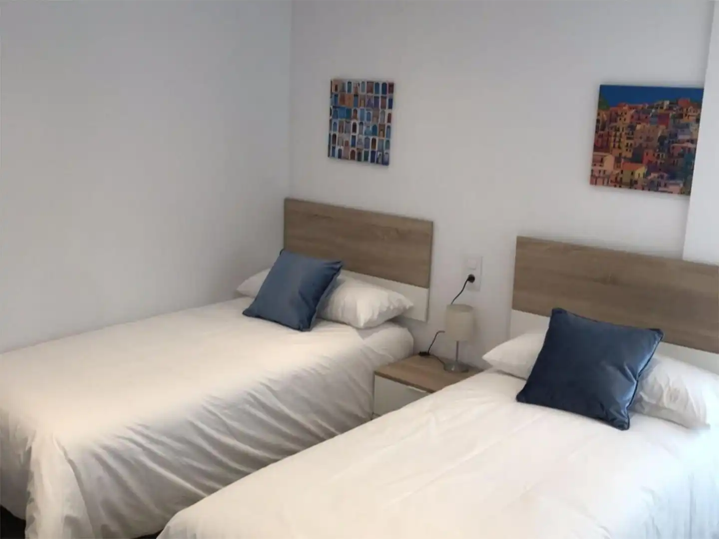 Apartamento de alquiler en Calle Abogado Enríquez Barrios, 8, Ciudad Jardín - Zoco Habitación de Apartamento de alquiler en Córdoba con Aire acondicionado, Calefacción y Amueblado