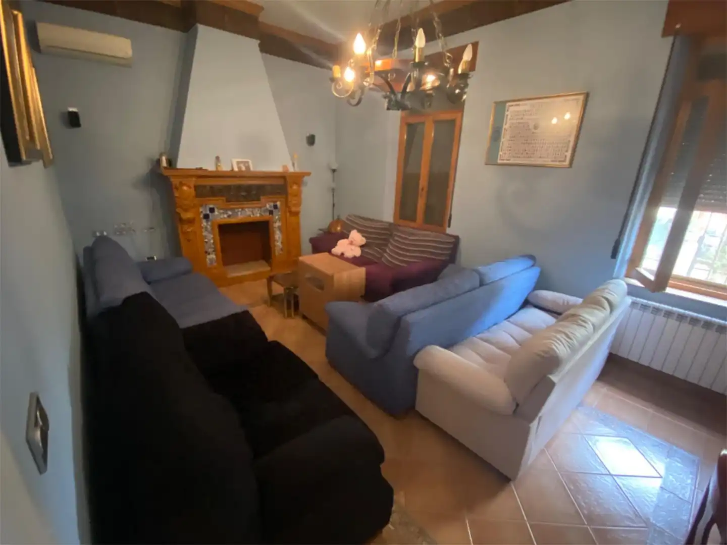 Casa adosada en venta en Avenida Constantino López, 2, Alhama de Murcia ciudad Sala de estar de Casa adosada en venta en Alhama de Murcia con Aire acondicionado, Jardín privado y Terraza