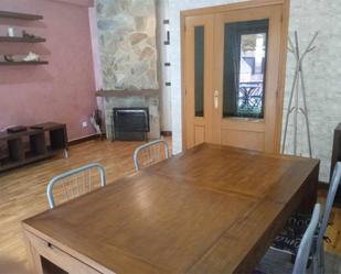 Menjador de Casa adosada en venda en Morcín amb Terrassa i Balcó