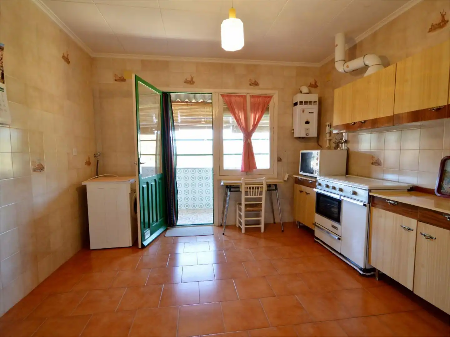 Houses for sale in Calle San Ildefonso H, 13, Mestanza Kitchen of Houses for sale in Mestanza with Furnished