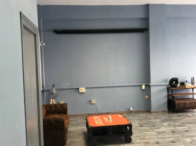 Local comercial en Alquiler en Carrer d'Orient, 30 en Llevant
