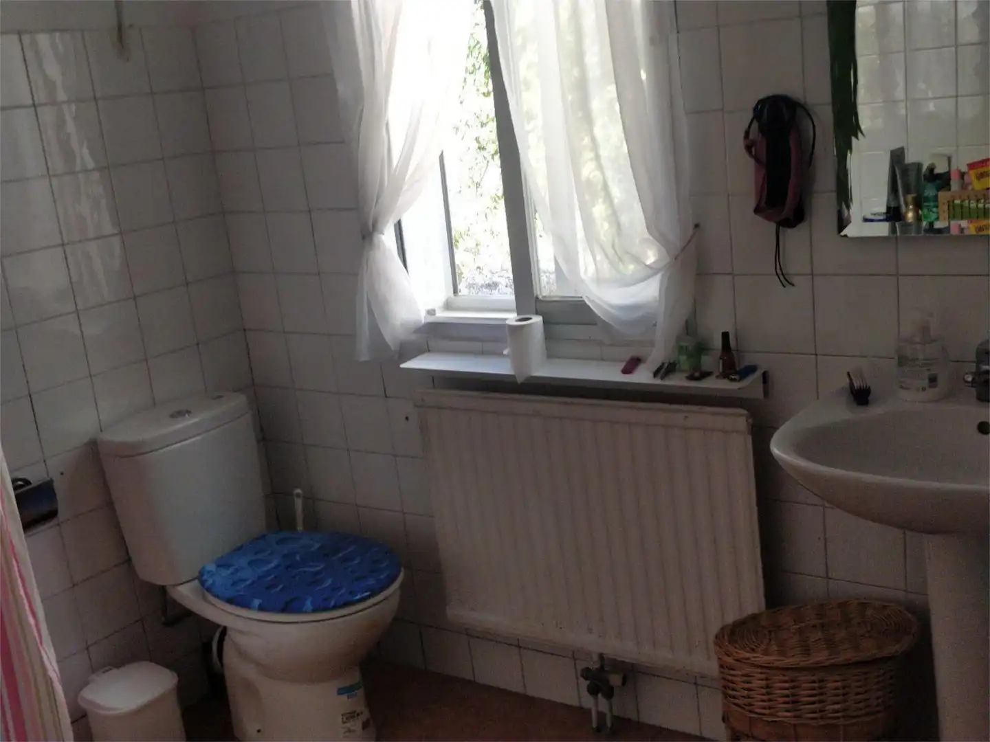 Detached homes for sale in Calle Ontiveros, 3, Ampudia Bathroom of Detached homes for sale in Ampudia with Balcony