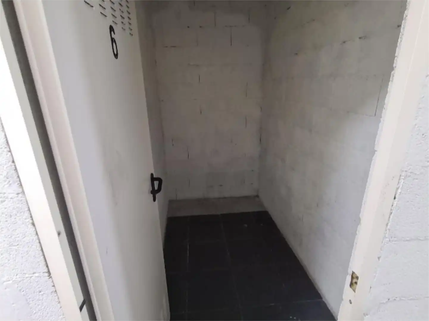 Lagerraum zum Verkauf in Calle Ecuador, 3, La Espinilla - Parque Blanco Lagerraum zum Verkauf in Coslada