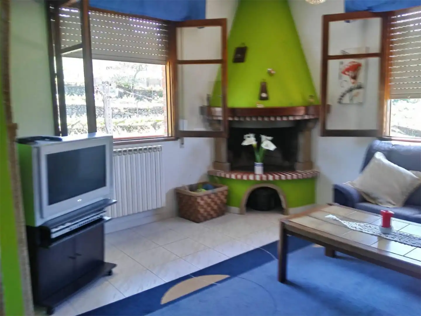 Casa o xalet en venda a Po-224, 34, Parroquias Rurales Sala d'estar de Casa o xalet en venda en Pontevedra Capital amb Balcó