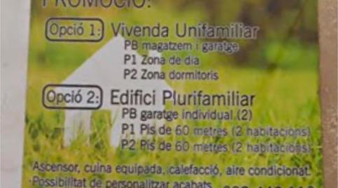 Foto 2 de Casa adosada en venda a Carrer Soldevila, 18, Carme, Barcelona