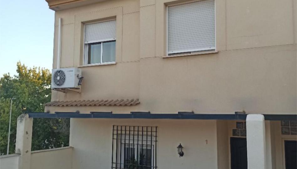 Single-family semi-detached for sale in Calle Ronda, 2, La Paz - Las Américas, Jaén - image 1 Photo 1 of Single-family semi-detached for sale in Calle Ronda, 2, La Paz - Las Américas, Jaén