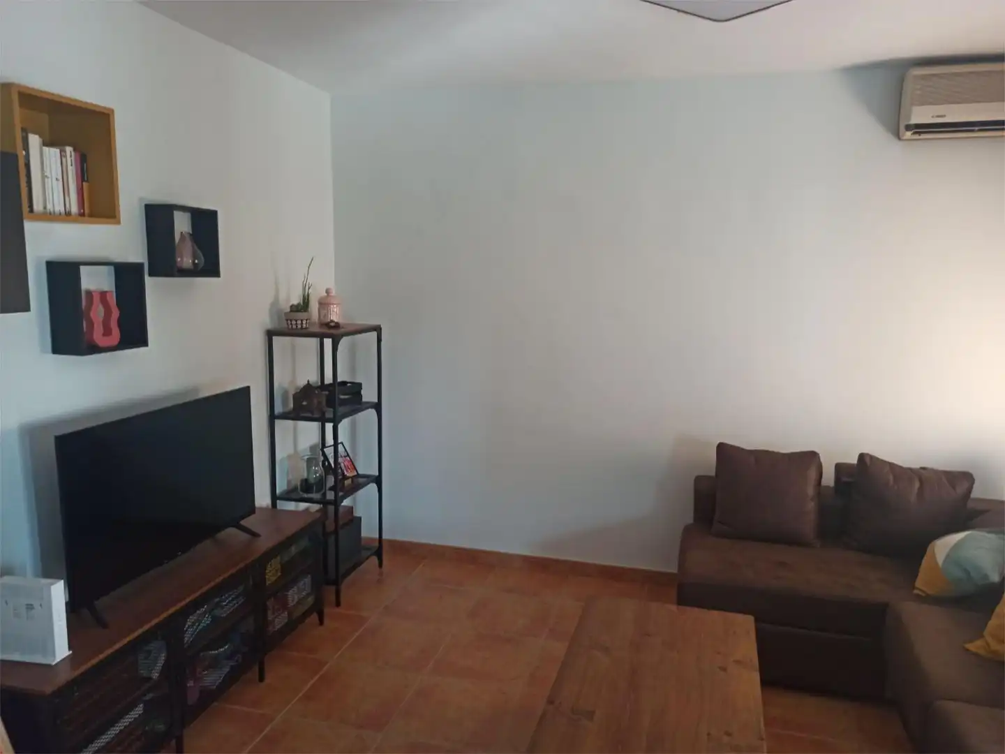 Detached homes for sale in Calle Ronda, 2, La Paz - Las Américas Living room of Detached homes for sale in Linares with Terrace, Swimming Pool and Balcony