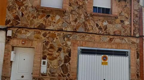 Casa adosada en venda a Calle Ponferrada, 12, Arrayanes, Linares - imatge 2 Foto 2 de Casa adosada en venda a Calle Ponferrada, 12, Arrayanes, Linares