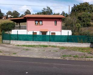 Vista exterior de Casa o xalet en venda en Candamo amb Terrassa